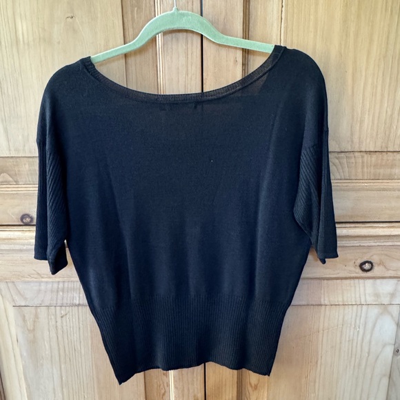 Nic and Zoe ballet neck, waisted silk and rayon top. Beautiful and feminine. M. - Picture 2 of 6